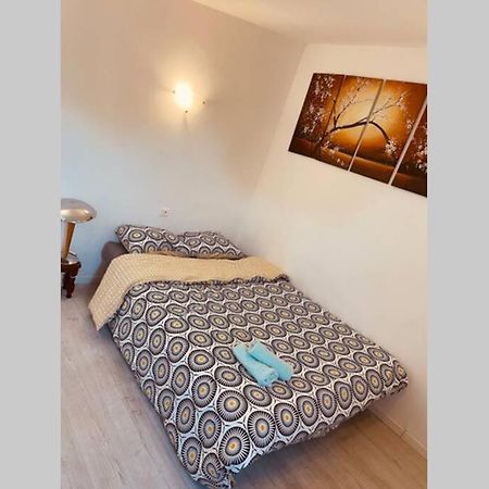 Studio Cosy Avec Possibilite Piscine En Supplement Тулон Экстерьер фото